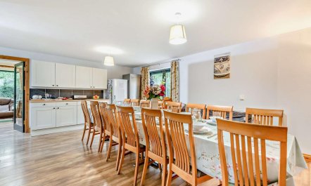 7 Bed in Narberth 3
