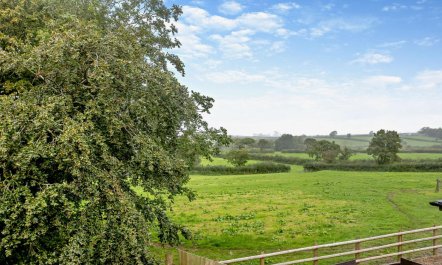 2 Bed in Holsworthy 1