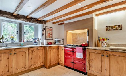 2 Bed in Bakewell 1