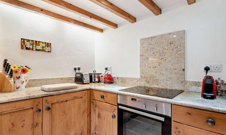 2 Bed in Middleton-by-Youlgrave 2