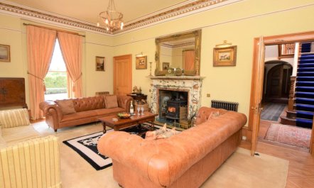 7 Bed in Moffat 7