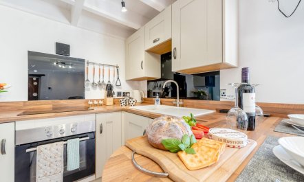 1 Bed in Narberth 3