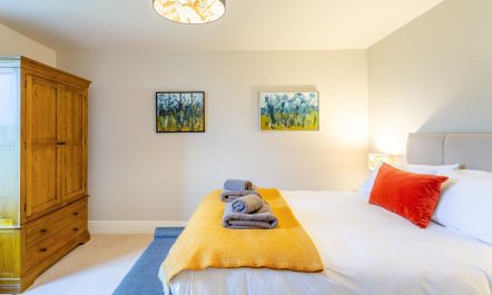 2 Bed in Richmond 1