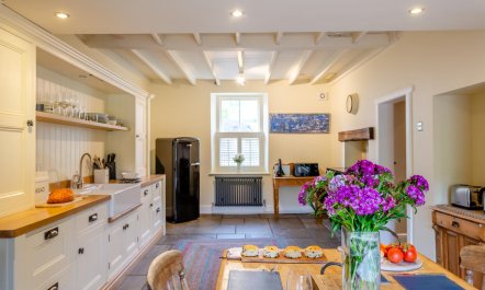 2 Bed in Richmond 4