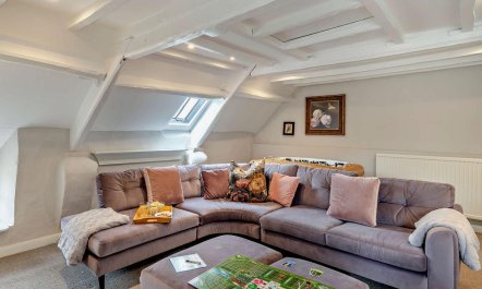 4 Bed in Middleham 9