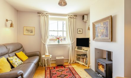 3 Bed in Bridport