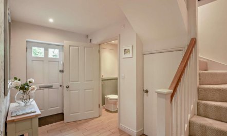 4 Bed in Cheltenham 6