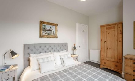2 Bed in Duns 7