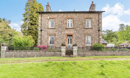 8 Bed in Holmrook
