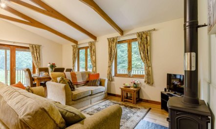 2 Bed in Holsworthy 4