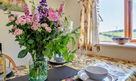 2 Bed in Carmarthen 3