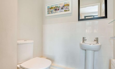 4 Bed in St. Austell 9
