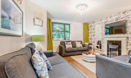 4 Bed in St. Austell 5