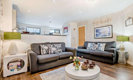 4 Bed in St. Austell 3