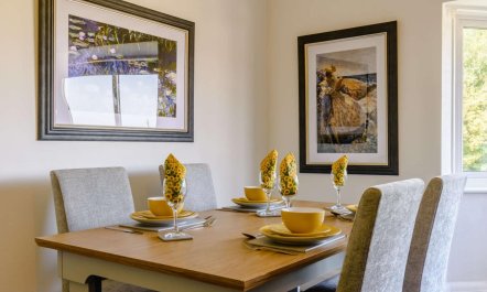 2 Bed in Eastbourne 1