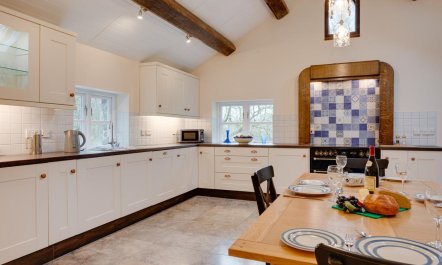 2 Bed in Swansea 6