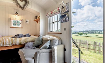 1 Bed in Bitterley 9