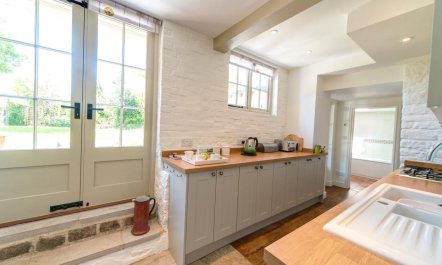 4 Bed in Corfe Castle 3