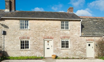 4 Bed in Corfe Castle