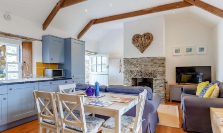 2 Bed in Wadebridge 6