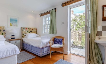 2 Bed in Wadebridge 8