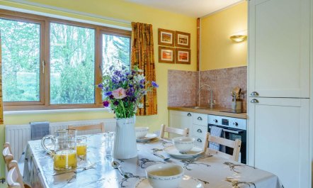 3 Bed in Brecon 9