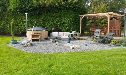 3 Bed in Brecon 1