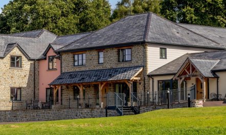 2 Bed in Usk- 1