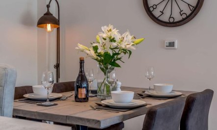 2 Bed in Usk- 2