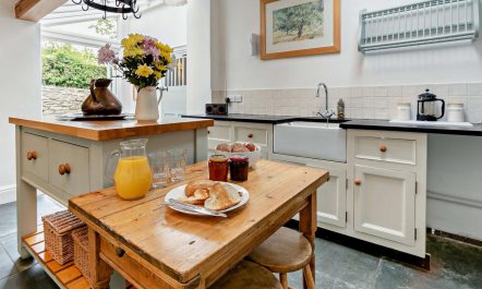 3 Bed in Bude 2