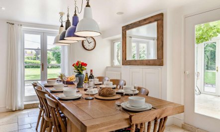 5 Bed in Winfrith Newburgh 5