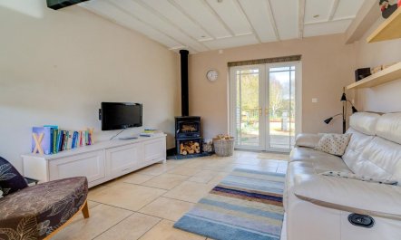 2 Bed in Alverstone 2