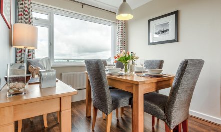 2 Bed in Tenby 7