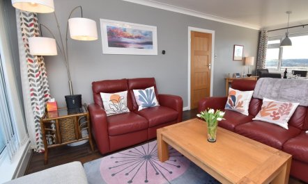 2 Bed in Tenby 2