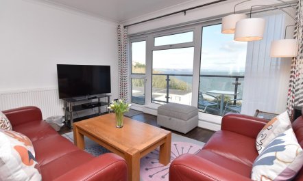 2 Bed in Tenby