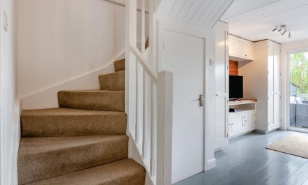 3 Bed in South Cerney 8