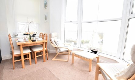 2 Bed in Tenby 7