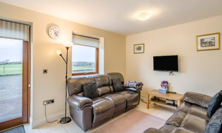 3 Bed in Linlithgow 2
