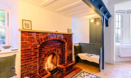 7 Bed in Machynlleth 2