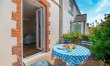 4 Bed in Tenby 1