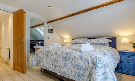 2 Bed in Holsworthy 3