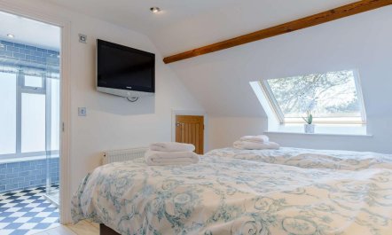 2 Bed in Week St Mary 4