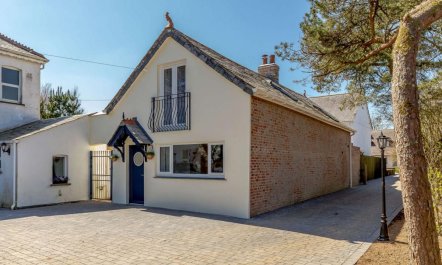 2 Bed in Week St Mary 0