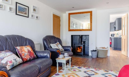 2 Bed in Holsworthy 5