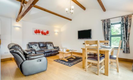 2 Bed in Bridport 7
