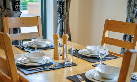 2 Bed in Bridport 5