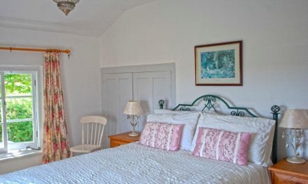 3 Bed in Borthwood 5
