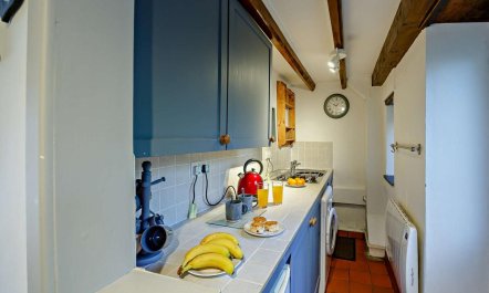 2 Bed in Blaenau Ffestiniog 4