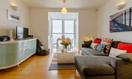 2 Bed in Ilfracombe 0