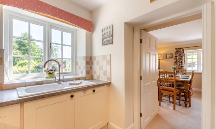 2 Bed in Nr Kendal 8